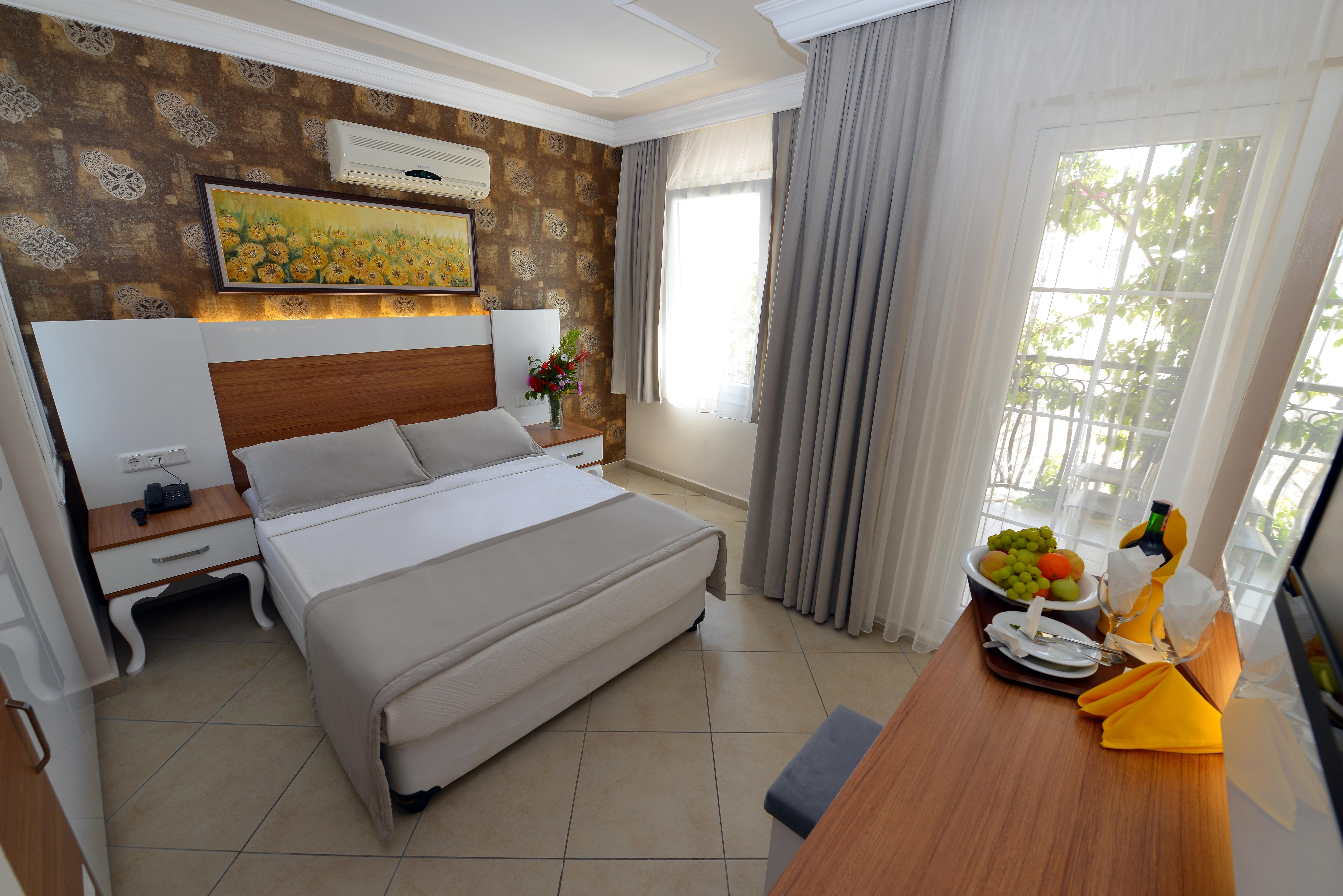 אולודניץ Nicholas Park Hotel מראה חיצוני תמונה
