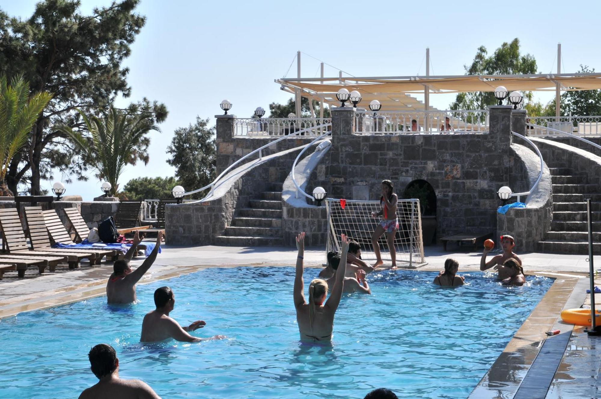 אולודניץ Nicholas Park Hotel מראה חיצוני תמונה