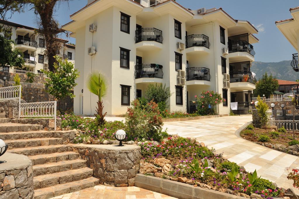 אולודניץ Nicholas Park Hotel מראה חיצוני תמונה