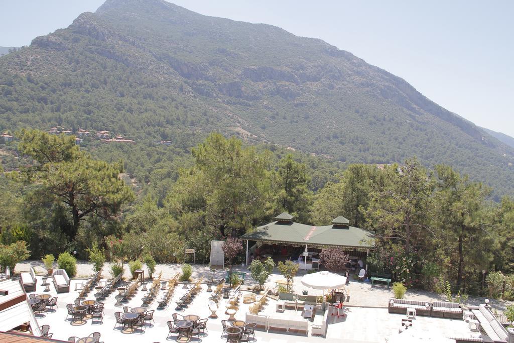 אולודניץ Nicholas Park Hotel מראה חיצוני תמונה